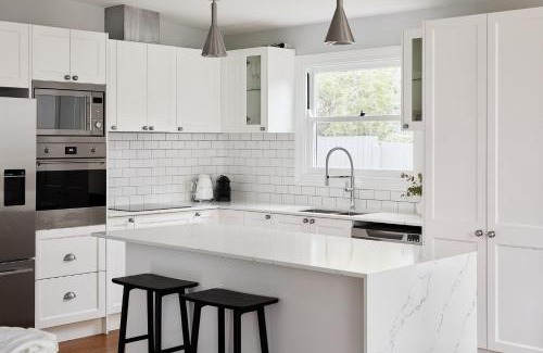 The Junction Casa | Austin Cottage - Pet friendly!