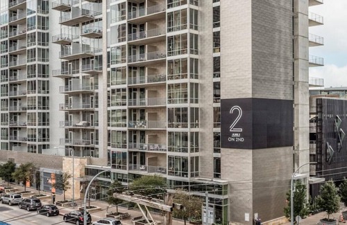 Second Street District Apartamento | Austin Fascinating 1BD 1BA 2nd Street District Apartment