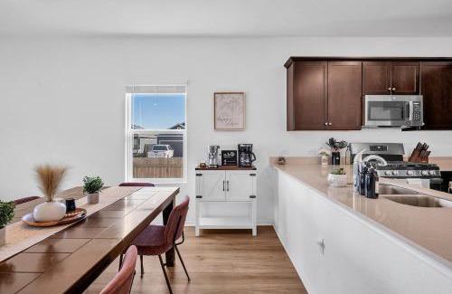 Pflugerville Casa | Austin Hideaway - King Bed, Game Room, FREE Coffee