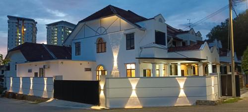 Bukit Baru Cabina | Austin Melaka