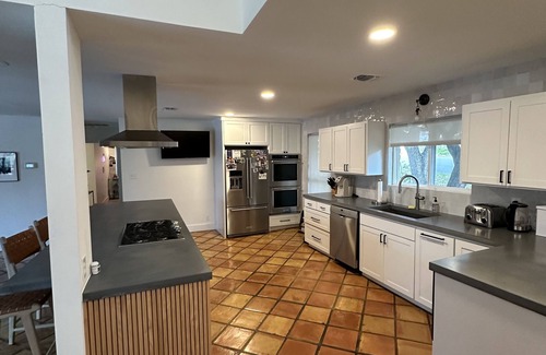 West Lake Hills Casa | Austin Paradise in the hills just 4 miles from downtown and 2 miles to Zilker.