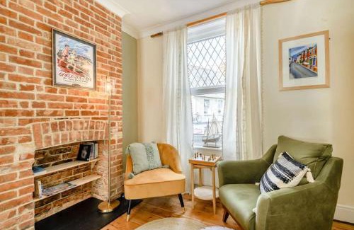Hopton Casa | Austin Terrace