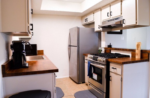 Franklin Park Casa | Austin Trio: 3bd near Congress, 6th, and Airport!