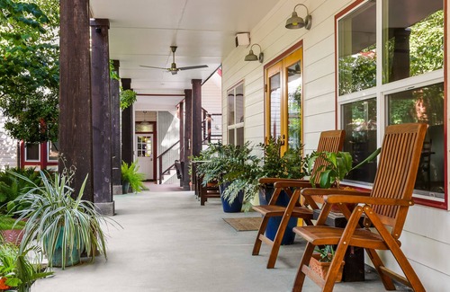 Clarksville Casa | Austins only downtown bed and breakfast in the heart of the Historic Clarksville