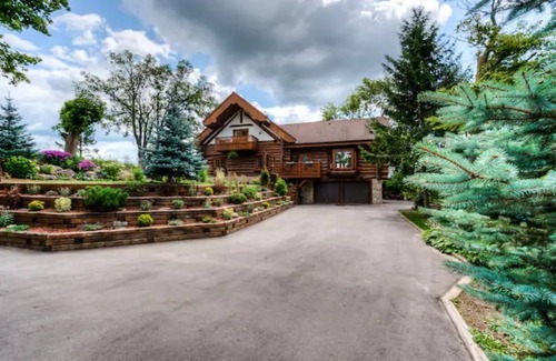 Township of Woolwich Casa | Austrian Log house