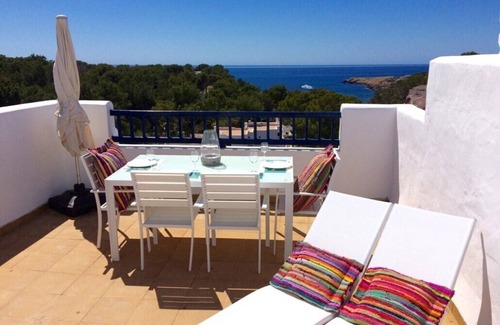 Cala Comte Apartamento | Authentic Mediterranean penthouse with sea view and private pool