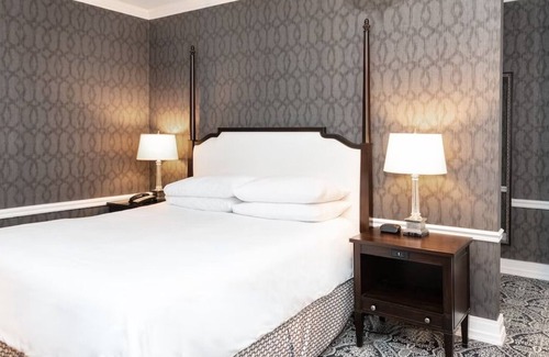 Historic District Hotel | Authentic 18th Century Hotel Near US Naval Academy - Walking Distance