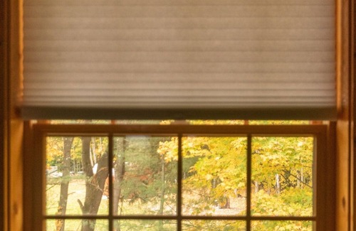 Rome Cabina | Authentic Adirondack Log Cabin with a Pond View