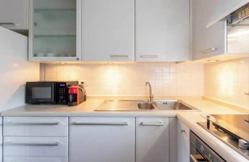 Rione XIV Borgo Apartamento | Authentic Architectural Gem in the Heart of Rome