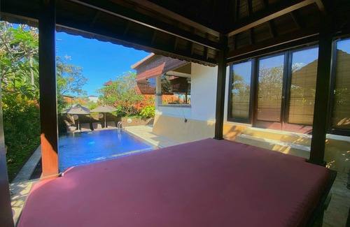 Berawa Villa | Auténtica villa de Bali con hermosas vistas al campo de arroz