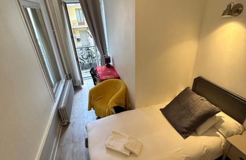 Aix-les-Bains City Center Hotel | Authentic by Balladins, Hôtel Le Carré d'Aix