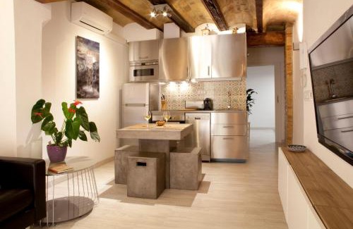 El Pilar Apartamento | Authentic Charming Apartment/Wifi/Air Conditioning