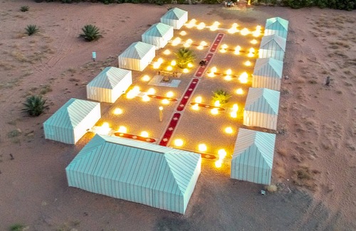 Merzouga Alquiler De RV | Authentic desert experience in Sahara Shooting Stars Camp