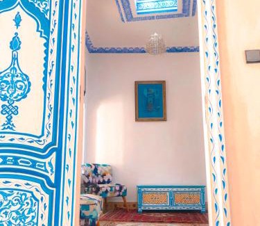 Souika Casa | Authentic Dual Terrace house