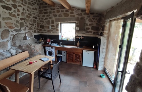 Serra-di-Ferro Casa | Elegante casa de vacaciones en una zona tranquila a 10 minutos de la playa.