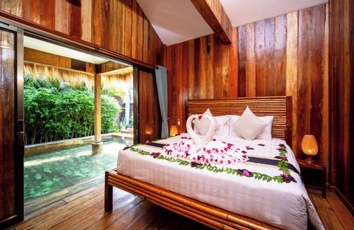 Siem Reap Hotel | Authentic Khmer Village Resort
