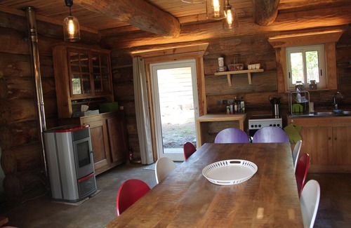 Carcans Plage Chalet De Esquí | Auténtico registro en el corazón del bosque de pinos para 10 personas.