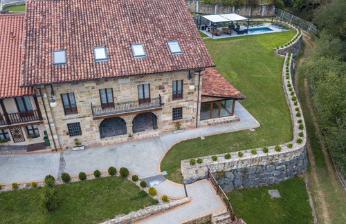 Caviedes Casa | Autentico lujo cerca de las playas y de la naturaleza.