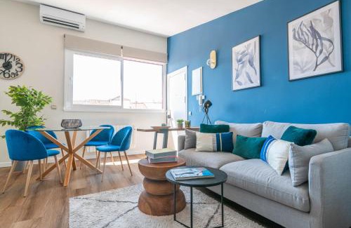 Barrio de La Latina Apartamento | Authentic Madrid Experience -Plaza Mayor 7min walk - Spectacular view - Champagne