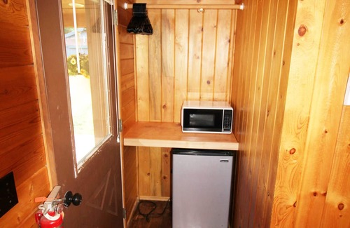 Whitefish Cabina | Authentic Montana Cabin in Fantastic Location