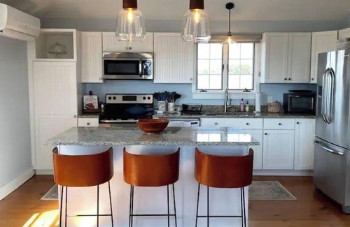 Madequecham Casa | Authentic Nantucket Experience at Sunny Daze!