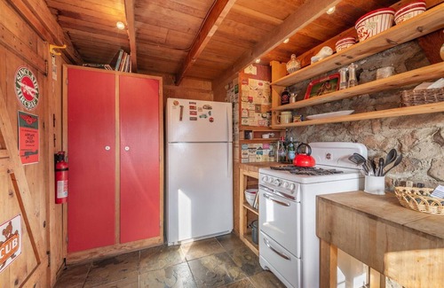 Tahoe City Cabina | Authentic & Stylish Cabin in Lake Tahoe by Sierra Getaways