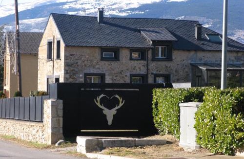 Caldegas Casa | Authentique ferme Cerdane entièrement rénovée