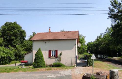 Thenioux Casa | Authentique maison éclusière