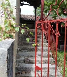 Cenevieres Casa | Authentique maison quercynoise à 4 kms de St Cirq Lapopie