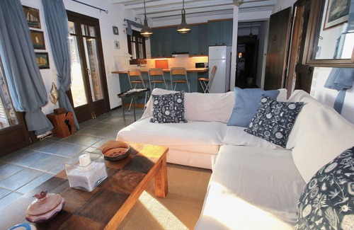 Pisses Villa | Villa autónoma, frente al mar, zona tranquila y pacífica, playa, vistas al mar