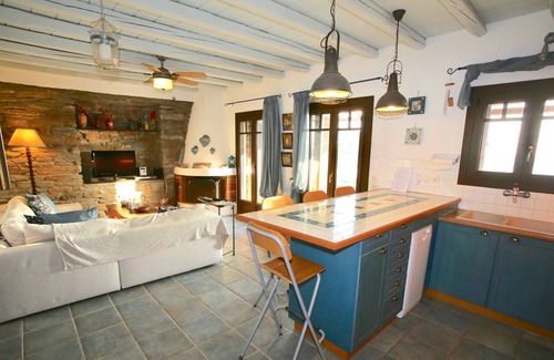Pisses Villa | Villa autónoma, frente al mar, zona tranquila y pacífica, playa, vistas al mar