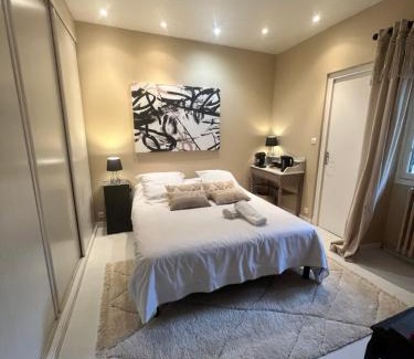 Carcassonne Casa | Aux 138