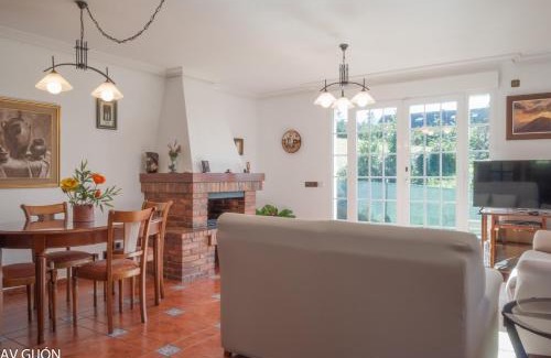 Distrito Rural Este Casa | AV Gijón Estanco 252