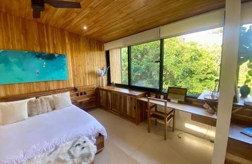 Santiago Casa | Ava Treetop Loft Experience