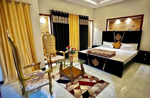 Bahria Town Apartamento | Avacation Lodges, Only Families