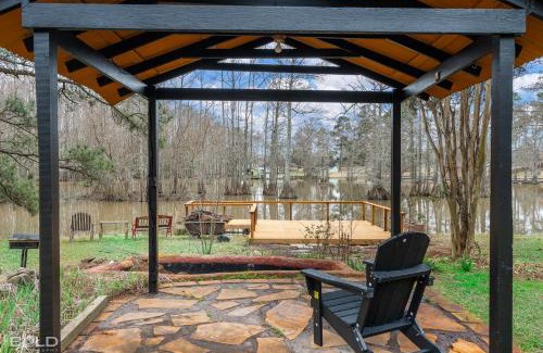 Shreveport Casa | Available This Wkend, Lakefront, Canoes & Kayaks