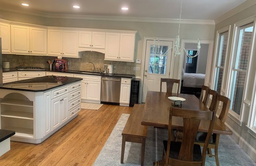 Evans Casa | Available Year Round!!! The Retreat