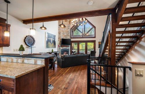 Sandpoint Casa | Avalanche #1