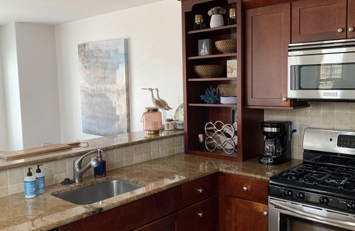 Avalon Casa | Avalon 5 Bedroom/4 Bath Townhouse - Bay Views - sleeps 14