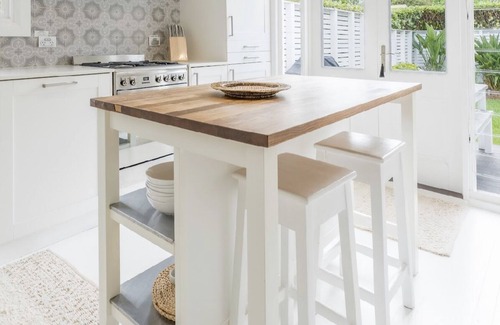 Avalon Beach Cabaña | Avalon Beach Cottage
