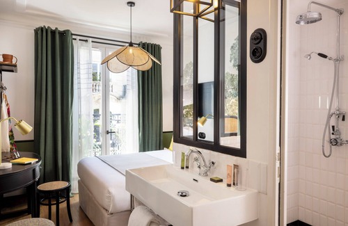 Saint-Vincent-de-Paul Hotel | Avalon Cosy Hotel Paris Gare du Nord