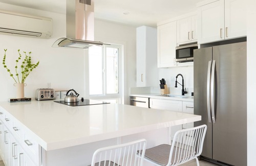 Middletown Condominio | Mins to Gaslamp, Zoo & Airport | Hermosa cubierta con barbacoa ❤︎ por AvantStay