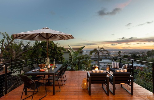 Middletown Condominio | Mins to Gaslamp, Zoo & Airport | Hermosa cubierta con barbacoa ❤︎ por AvantStay