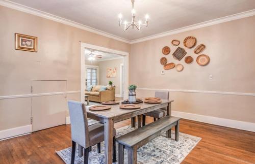 Evergreen Casa | Avalon Nest Downstairs