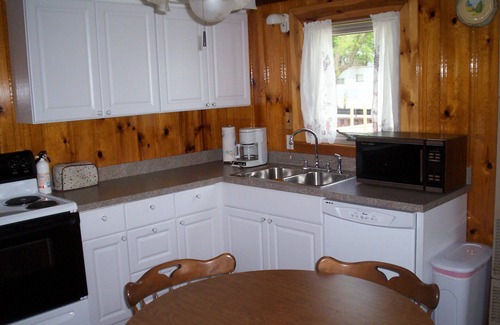 Marblehead Cabaña | Avalon on the Bay Waterfront Cottage, Cedar Point, Lago Erie, Put-n-Bay, Islas