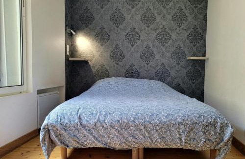 Dieppe Apartamento | Avec CLIMATISEUR L'établissement APPARTEMENTS DESIGN, vous propose 4 appartements neufs, NETFLIX, lits faits à votre arrivée, serviettes de toilette, Ménage, Wifi, en hyper centre ,Plage à 190m, BOX à Vélos, paiement 3 fois sans frais, prix tout compris
