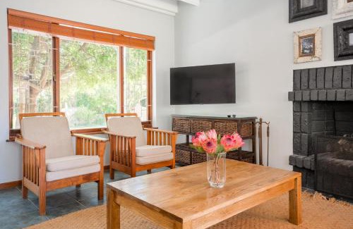 Sedgefield Casa | Avemore Island Home- full power back up-magical views