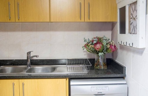 Stellenbosch Central Apartamento | Avemore Wag ‘n Bietjie No 1
