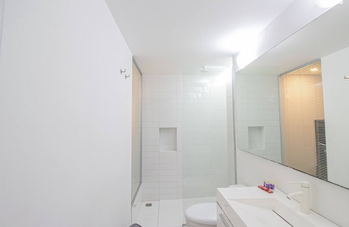 Castropol Apartamento | Avenida el poblado con terraza