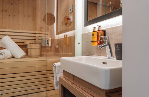 Kaprun Hotel | AvenidA Panorama Suites Kaprun
